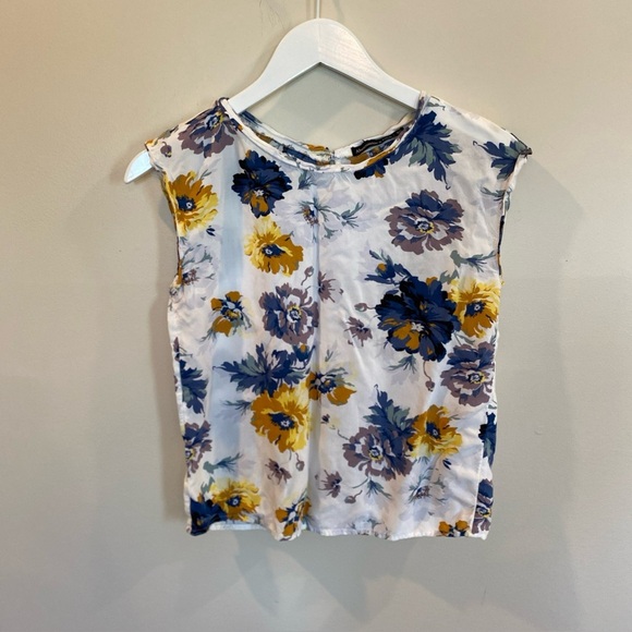 Abercrombie & Fitch women's floral print button back blouse top Womens Size XS - Picture 2 of 6